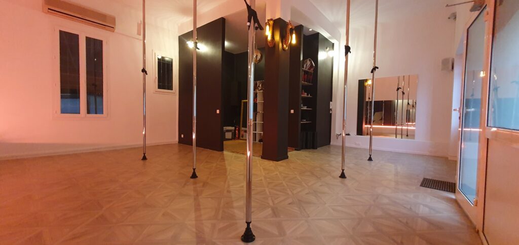 Studio de pole dance à Marseille 13004